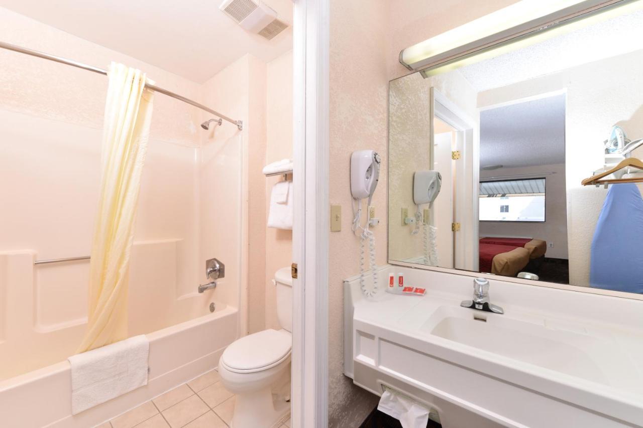 Bellmawr Economy Inn Bellmawr-Philadelphia Area Bagian luar foto